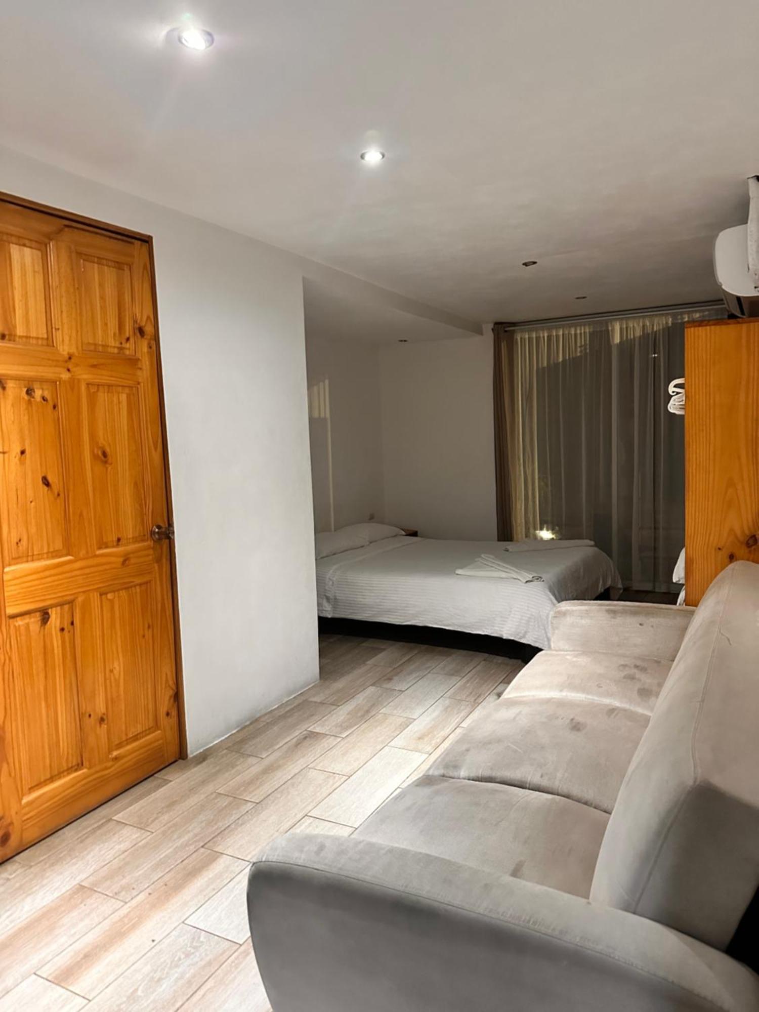 Hotel Bamboo 자코 외부 사진